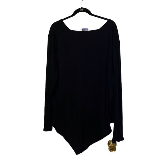 Ribbed Black Bodysuit with cut in front & snap closure Size: 4X - Picture 7 of 9